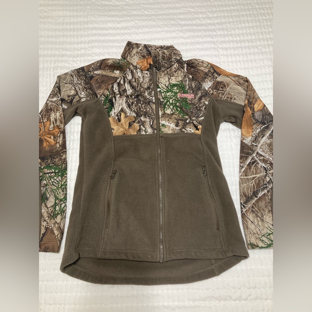 Women’s Magellan Camo Jacket